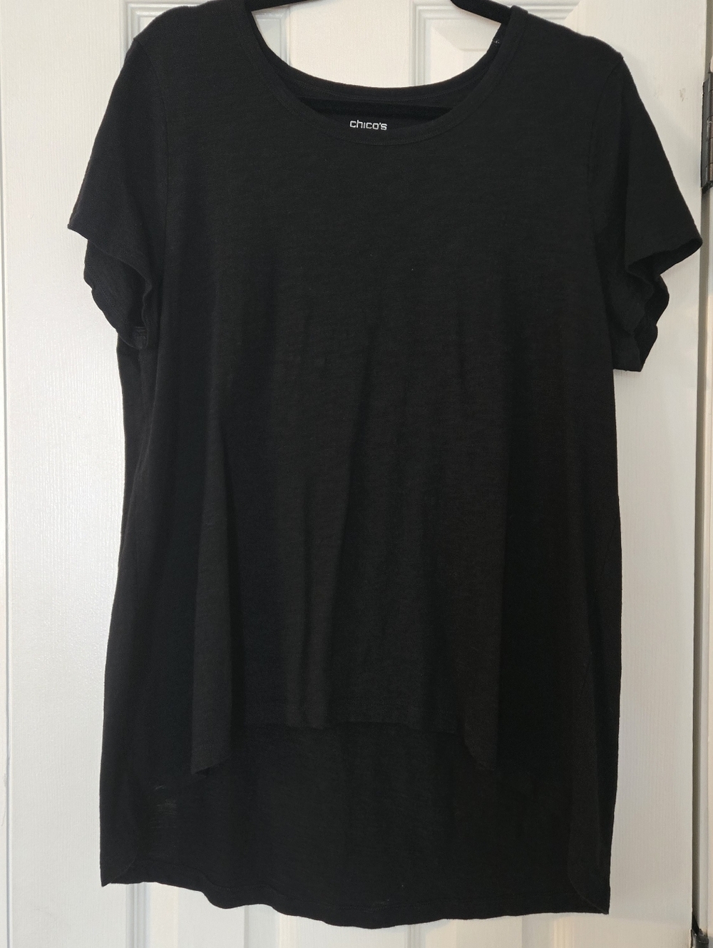 Chico's Black Short-Sleeve Crewneck Tee With Hi/Low Hem (Sz 2)